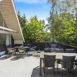Lillesol - 400m From The Sea By Interhome 펜션